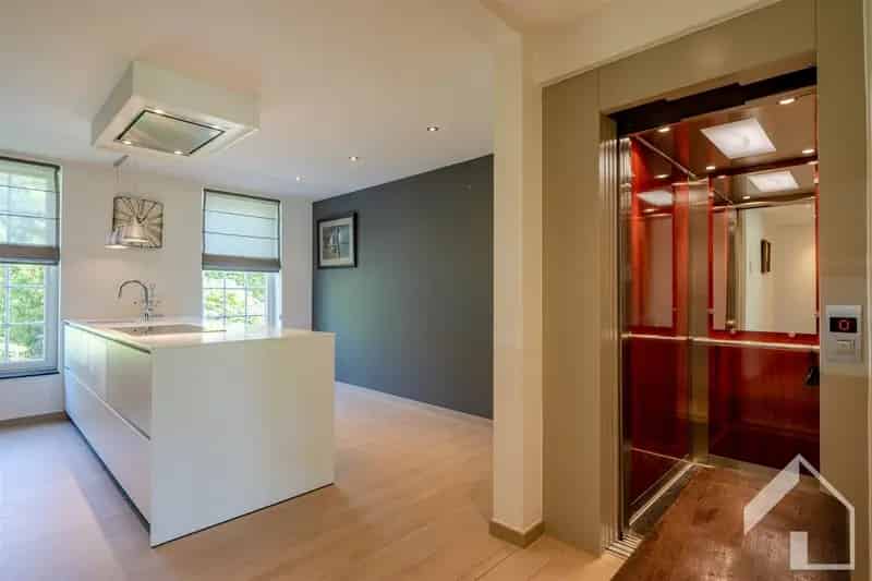 Energiezuinige Woning met Lift Tuin Oprit en Garage