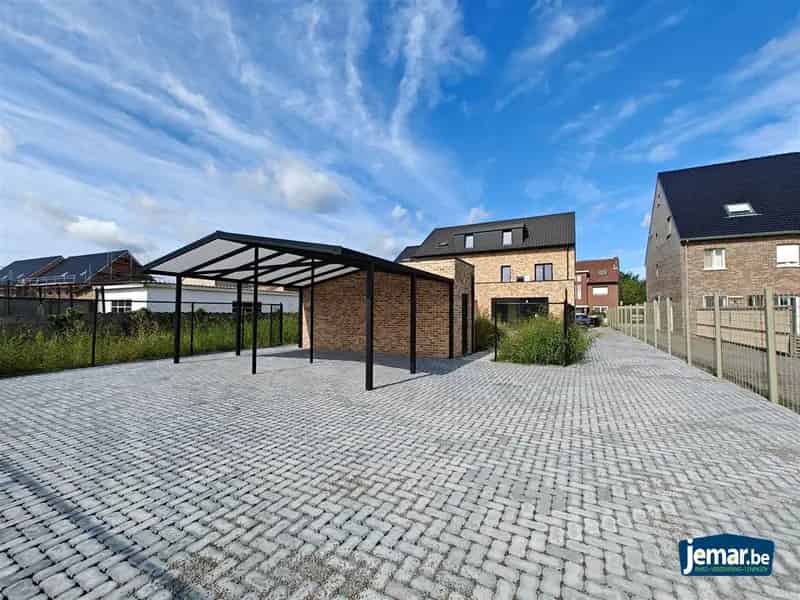 Nieuwbouwwoning BEN met 4 slpk, tuin en carport