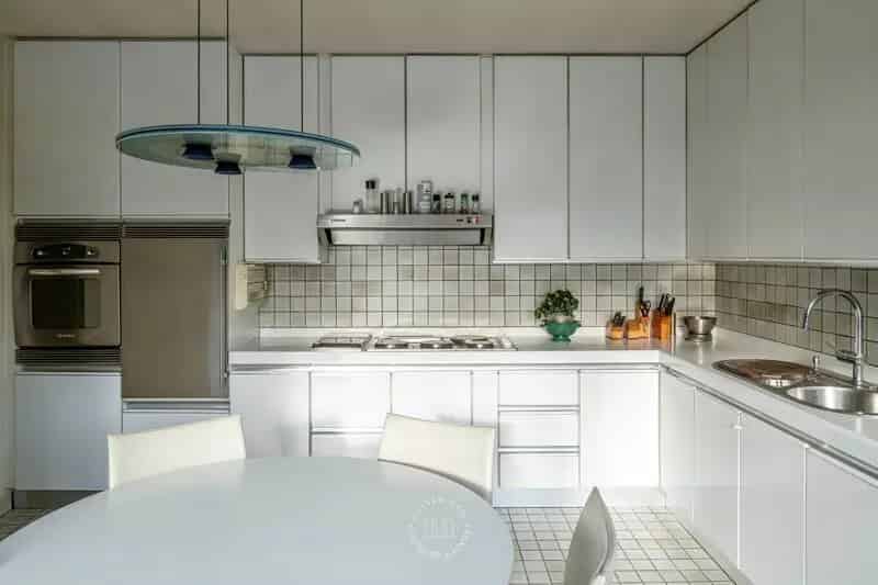Eigentijdse villa met praktijkmogelijkheden