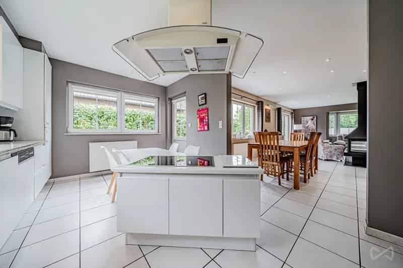 Villa met vier slaapkamers in Waterloo
