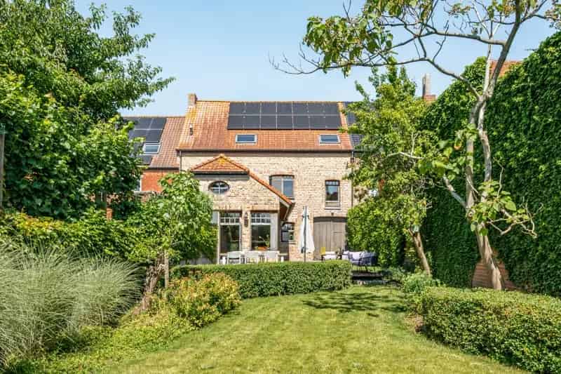 Huis te koop Langemark 348m2 4 slaapkamers 2 badkamers