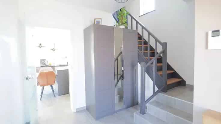 Huis te Koop Aubange - Gerenoveerde 3-gevel woning met garage en tuin