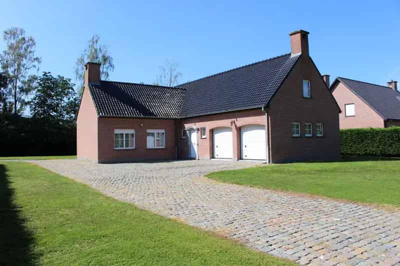 Rustig gelegen woning met grote tuin