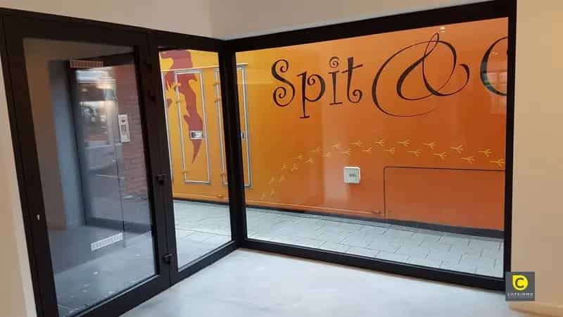Handelspand pal in het centrum van Aartselaar