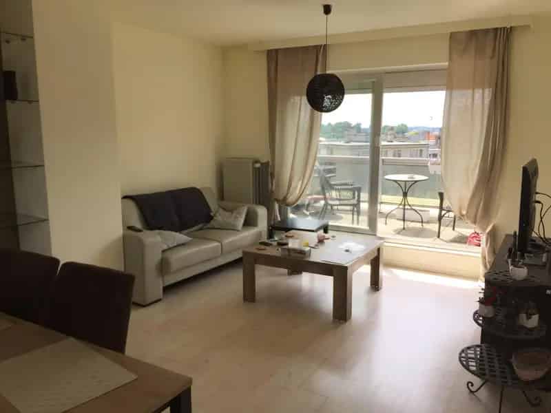 Penthouse met één slaapkamer ruim zuidelijk gelegen terras