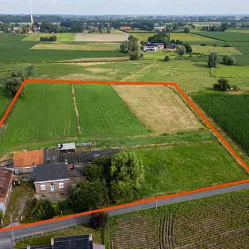 Te Renoveren Authentieke Hoeve met bijgebouwen in oase van groen en prachtige vergezichten