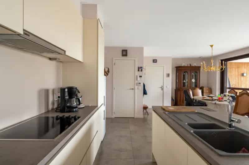 Appartement 2 slaapkamers Z-terras Autostaanplaats  2deV