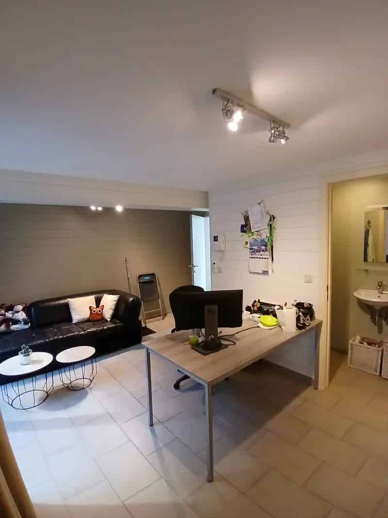 Studentenkamer met eigen sanitair en terras op top locatie!