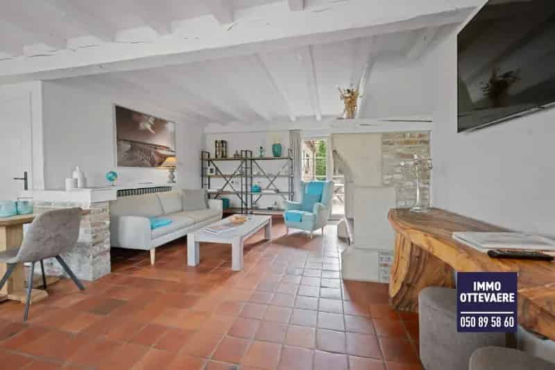 TE KOOP Charmante villa in Knokke met zicht op de polders.