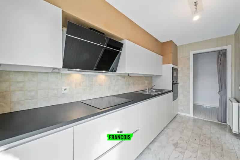 Instapklaar appartement met twee slaapkamers vlakbij centrum Oostende