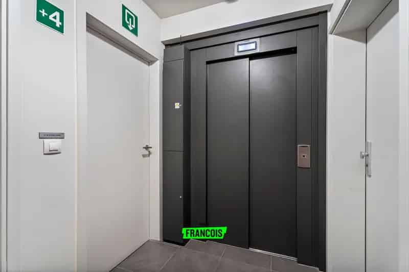 Instapklare appartement in Harelbeke met zicht op de Leie te koop!