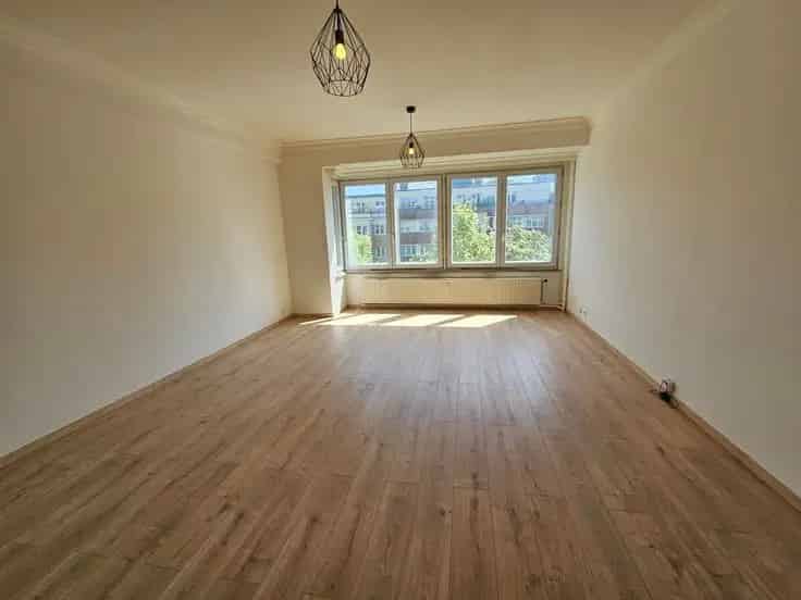 Studio Te Koop