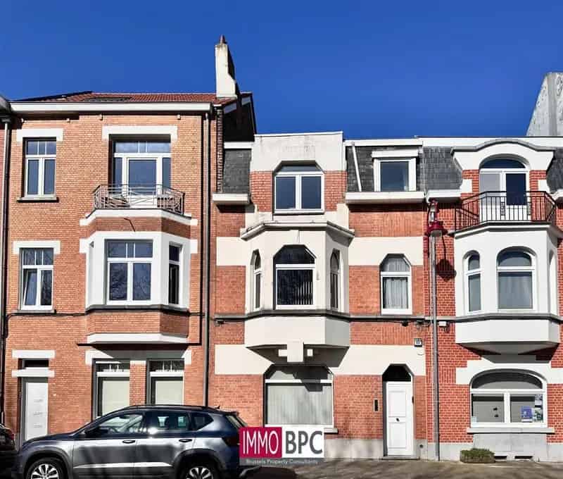 Ruime en charmante woning met prachtige tuin in een rustige buurt