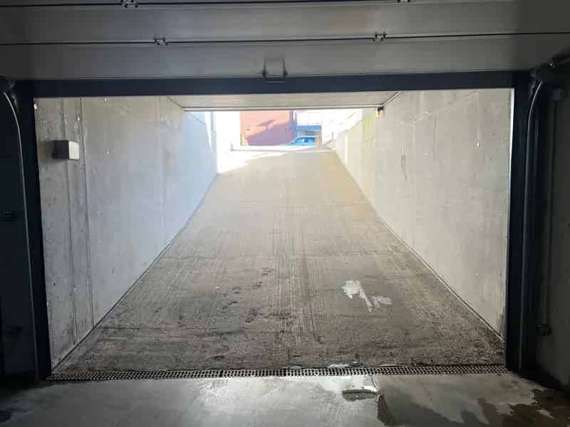 ONDERGRONDSE AUTOSTAANPLAATS TE HUUR IN CENTRUM WOLVERTEM!