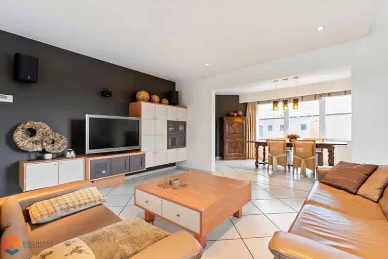 Instapklare woning met 4 slpkrs en sfeervolle tuin te Duffel