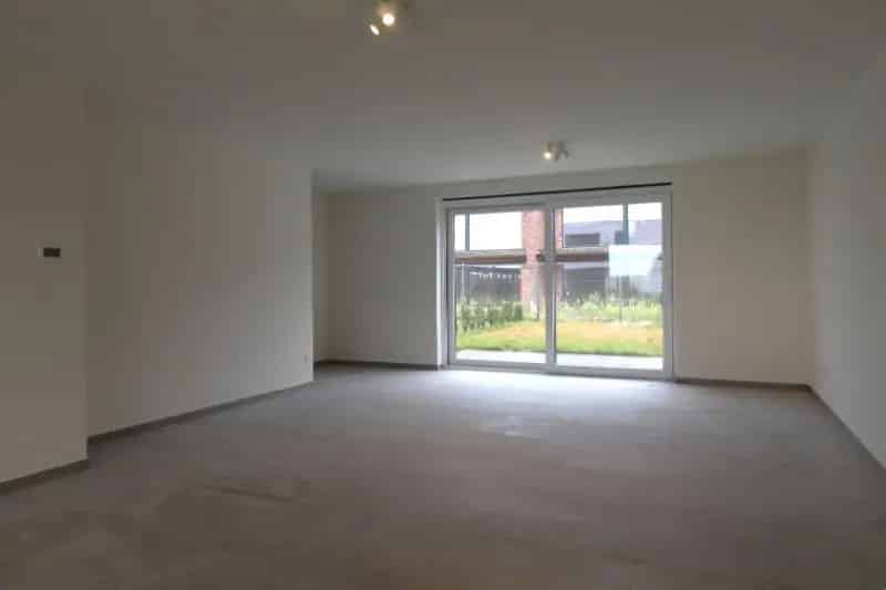 Zeer energiezuinige nieuwbouwwoning te Roeselare