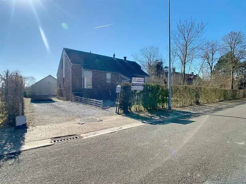Gezellige woning, 2 slpks, terras, tuin, garage, 7a 74ca