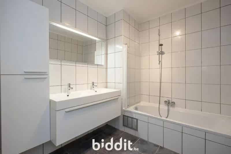 Instapklaar duplex appartement met terras