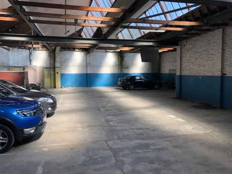 Garage te Huur Kortrijk 18 Autostaanplaatsen