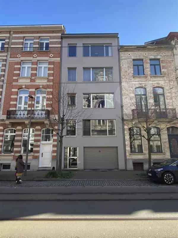 Overdekte parkeerplaats te huur in Antwerpen