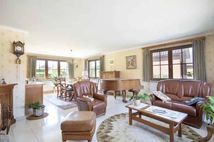 Villa Te Koop 4 slaapkamers Tuin Alarm