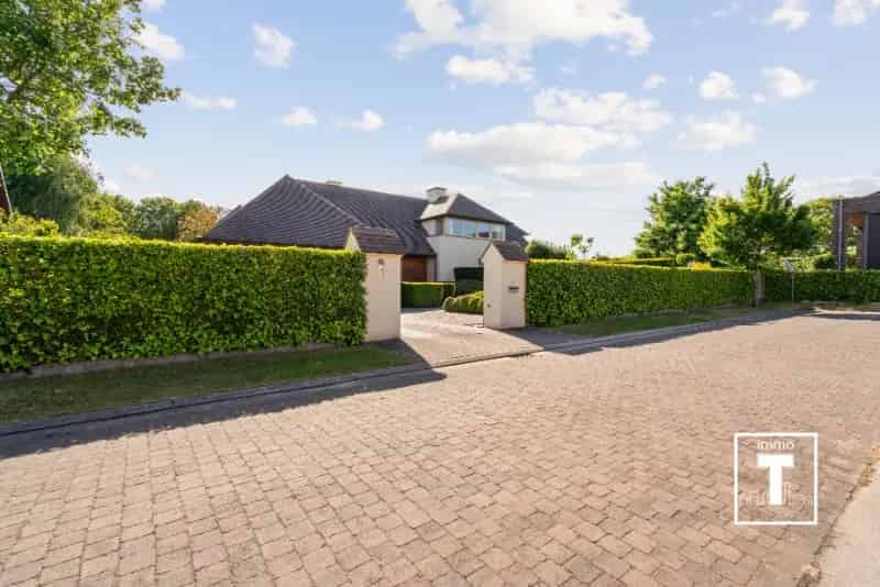 Huis te koop in Zwijnaarde