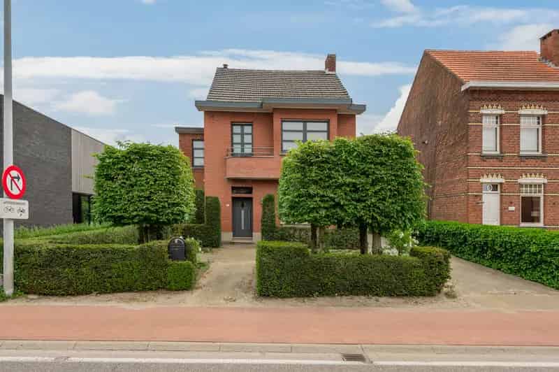 Herenhuis te koop Dessel 179m2 3 slaapkamers tuin garage