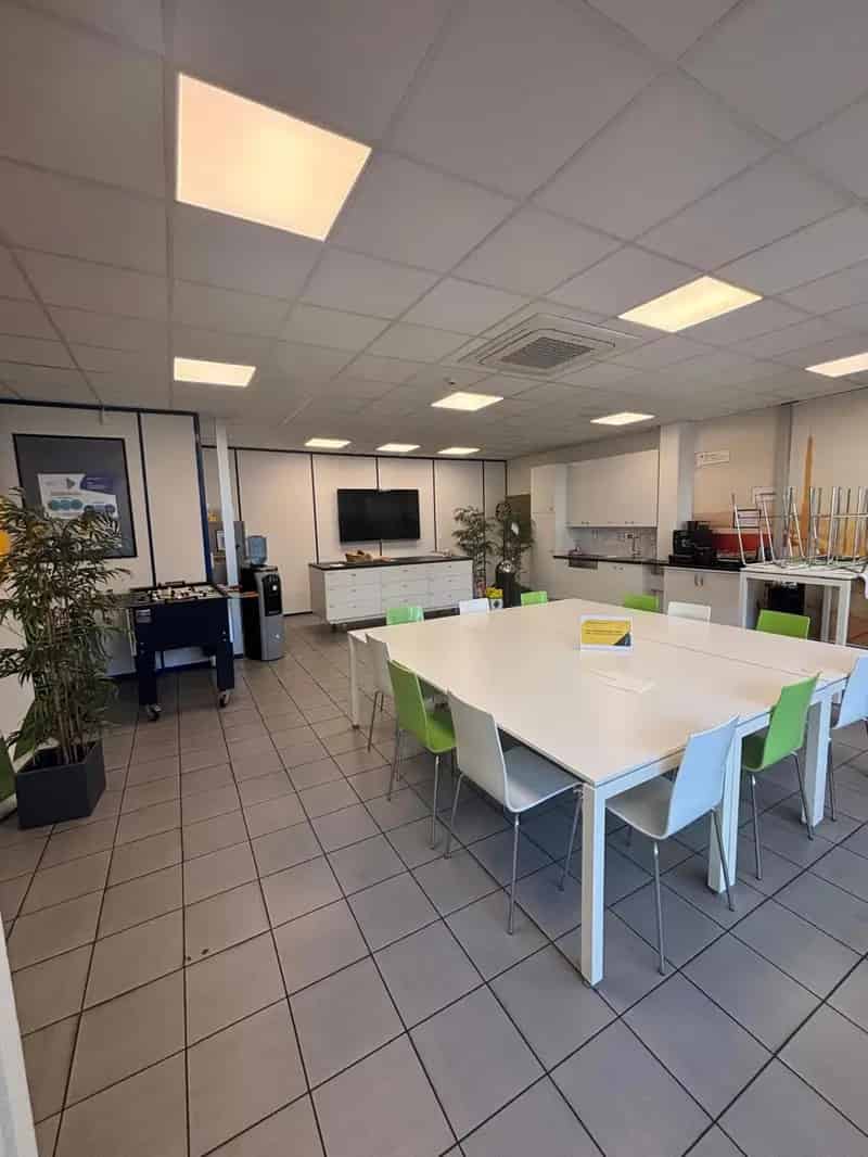 Bedrijfsgebouw te huur op toplocatie