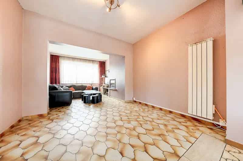 Huis met drie slaapkamers in Nivelles