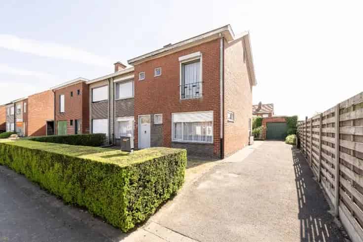 Huis Te Koop 4 slaapkamers Garage Tuin Te renoveren