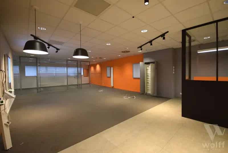 Modern handelspand in Sint-Amandsberg