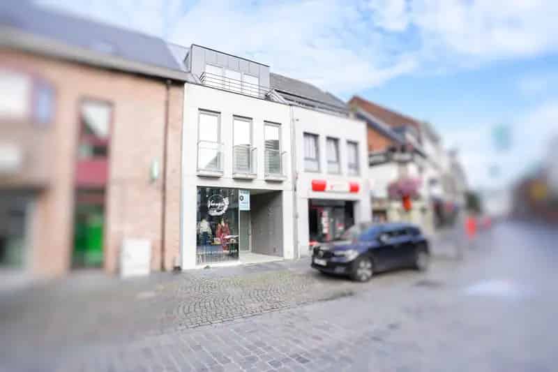 Commercieel gelijkvloers in het hart van Londerzeel!