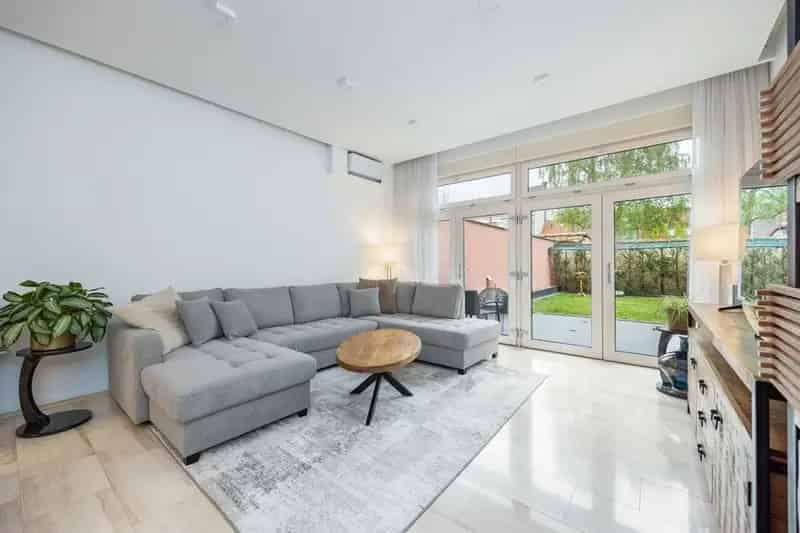Huis te huur: Energiezuinige woning met garage en tuin