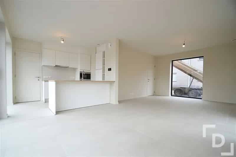 Nieuwbouwoning te huur te Poelkapelle.