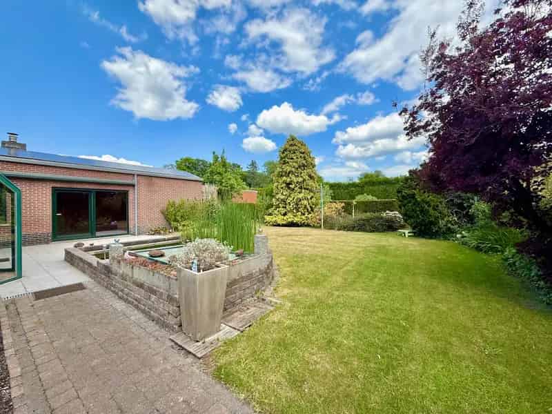Huis te koop Assenede: Instapklaar met tuin en garage