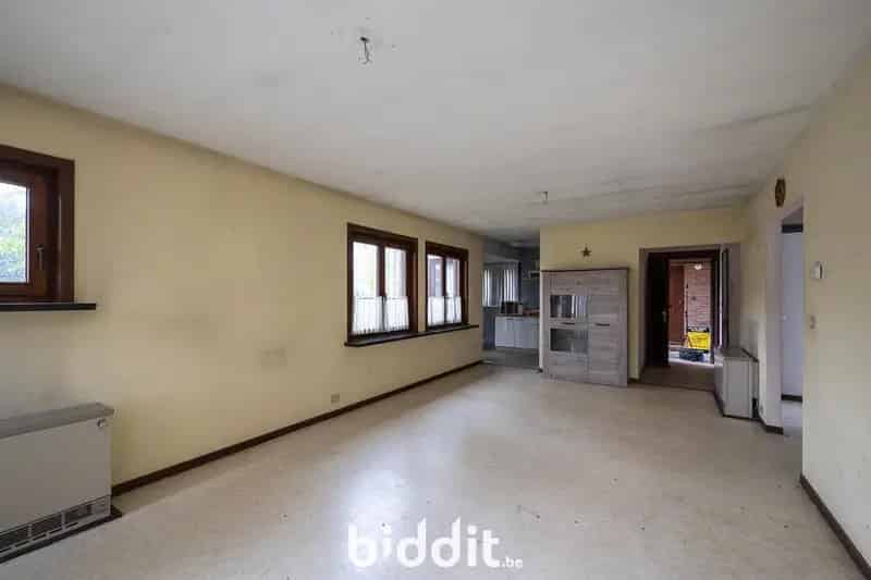 TE RENOVEREN APPARTEMENT