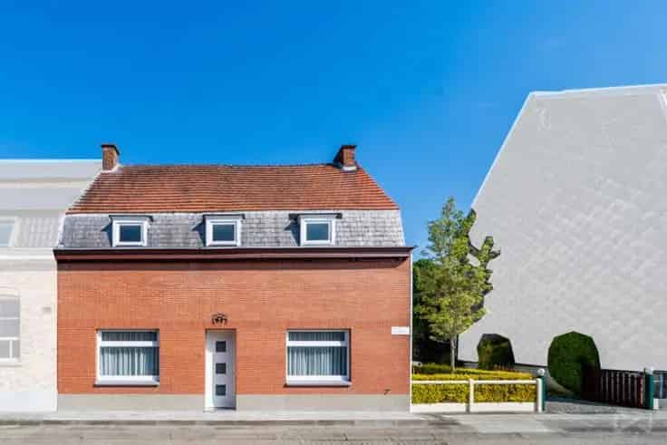 Huis Te Koop 3 4 slaapkamers grote garage tuin