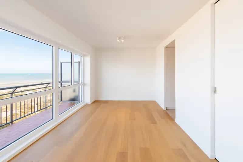 Gerenoveerd 1 Slaapkamer Appartement Zeezicht
