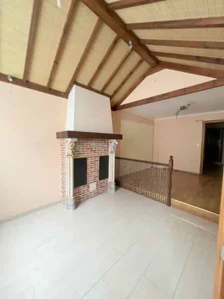 Appartement te koop 2 woongelegenheden  charmante gevel