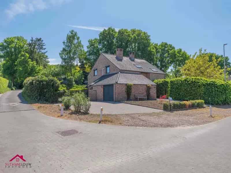 Huis te huur: Gezellige gezinswoning met garage en tuin