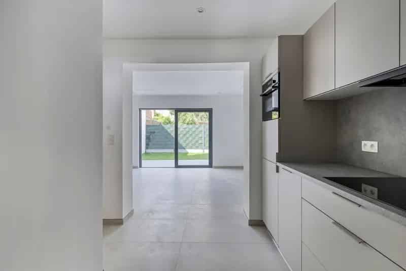 OPPORTUNITEIT!! VOLLEDIG GERENOVEERDE WONING IN CENTRUM ASSE