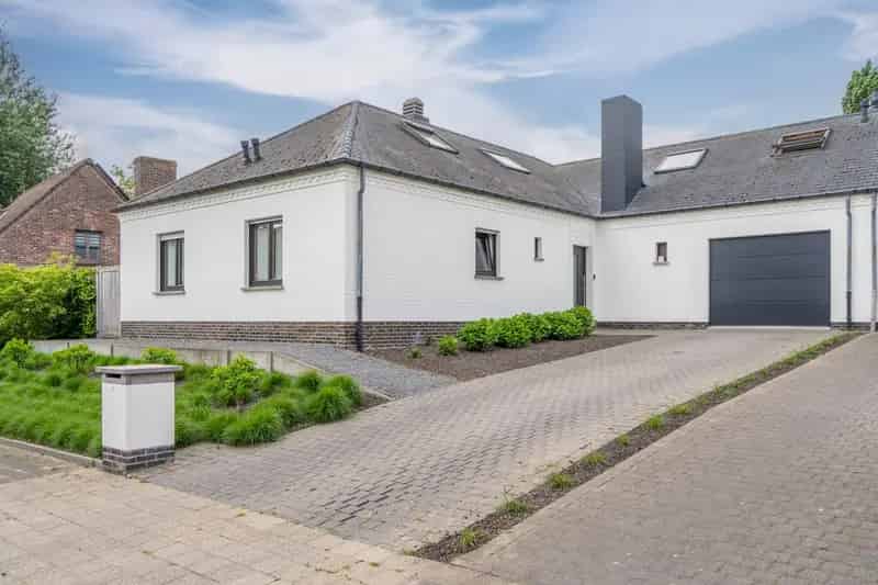 Huis te huur Kortrijk: Instapklare gezinswoning met 4 slaapkamers
