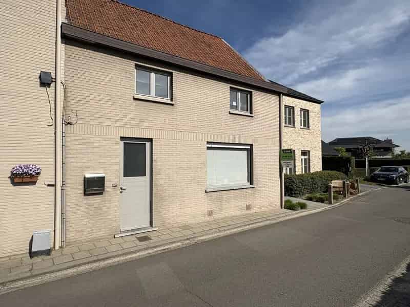 Huis te huur 4 slaapkamers prachtige tuin