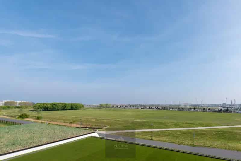 Appartement te huur Nieuwpoort: Instapklaar hoekappartement met jachthavenzicht