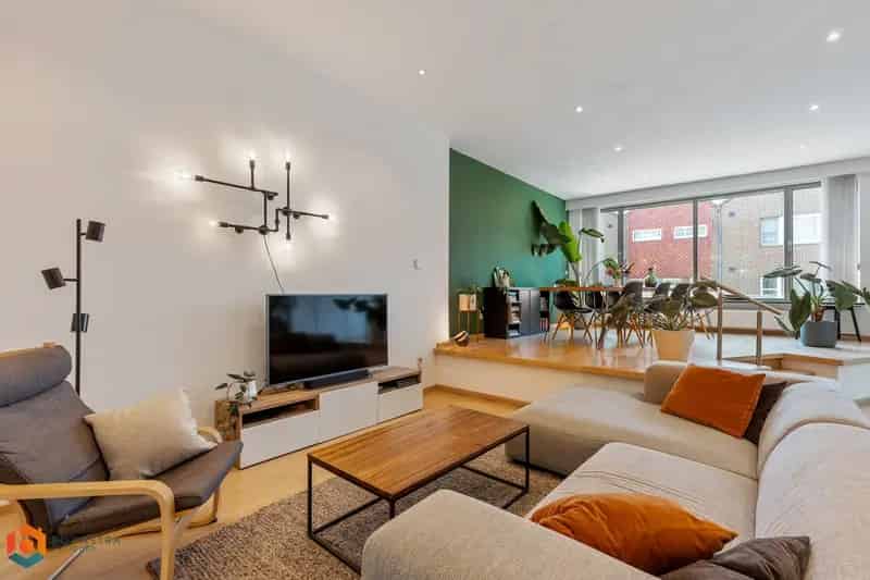 Ruim 2 Slaapkamers Appartement met Tuin te Boom