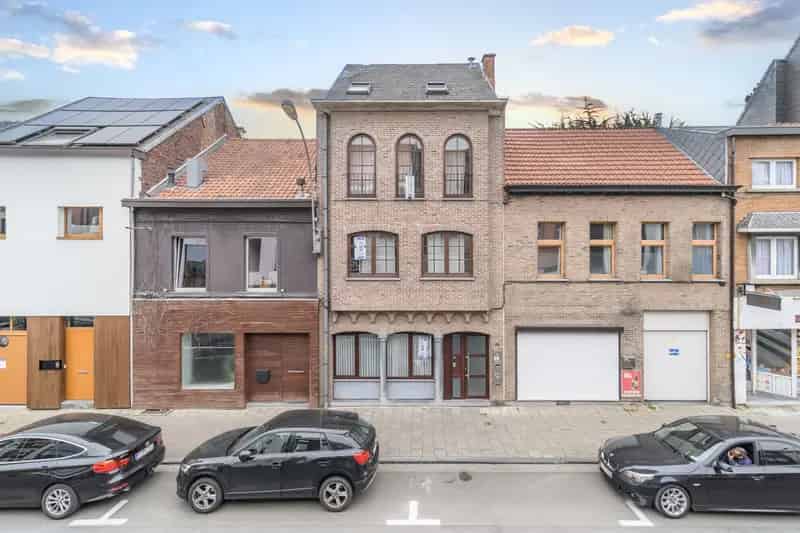 Opbrengsteigendom te koop in Aalst