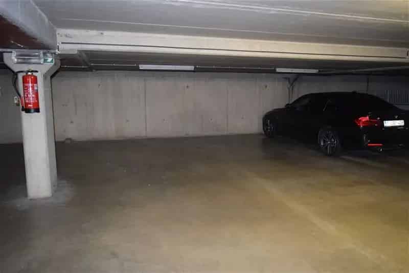 Parking/Garagebox