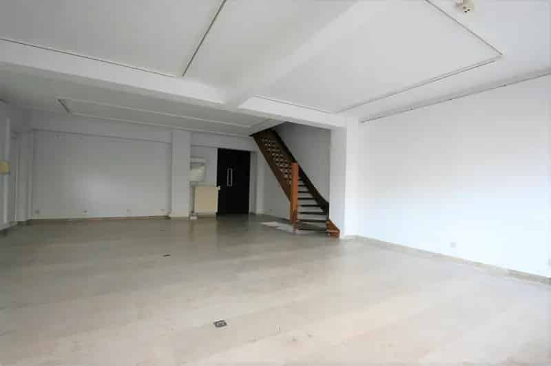Handelshuur te huur Knokkestraat 22