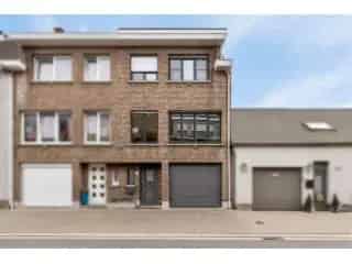 Huis te koop Boom 5 slaapkamers 2 badkamers Garage