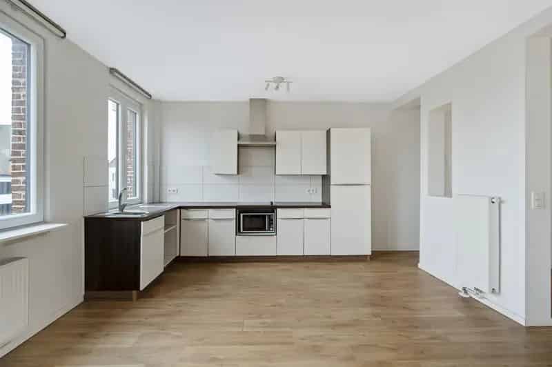 Appartementsgebouw met 3 appartementen in Lier